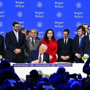 trump-presenta-la-“junta-de-paz”-y-habla-de-los-planes-de-la-“nueva-gaza”-en-davos