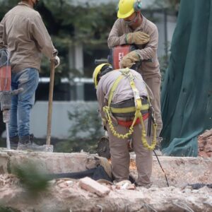 paritarias-de-la-construccion:-cuanto-cobraran-los-trabajadores-en-febrero-2026