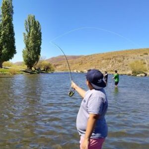 cuando-el-rio-se-vuelve-maestro:-aprender-fly-casting-en-la-patagonia-profunda