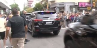 Atacaron la camioneta de Javier Milei en Mar del Plata atacaron-la-camioneta-de-javier-milei-en-mar-del-plata