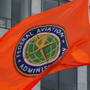 faa-elimina-restricciones-aereas-sobre-venezuela-tras-anuncio-de-trump