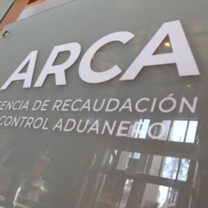 la-recaudacion-tributaria-de-enero-no-trae-buenas-noticias-al-gobierno:-confirma-el-freno-de-la-economia