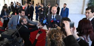 La lucha contra la organización del Estado islámico es una prioridad absoluta para Francia, afirma Jean-Noël Barrot, de Damas la-lucha-contra-la-organizacion-del-estado-islamico-es-una-prioridad-absoluta-para-francia,-afirma-jean-noel-barrot,-de-damas