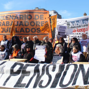 postergacion-del-nuevo-ipc:-luis-caputo-podria-ahorrarse-casi-$5-billones-entre-jubilaciones,-auh-y-pagos-por-titulos-cer