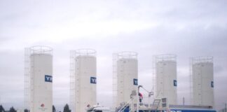 YPF signs agreement with Italys Eni and UAEs XRG to develop LNG in Argentina ypf-signs-agreement-with-italys-eni-and-uaes-xrg-to-develop-lng-in-argentina