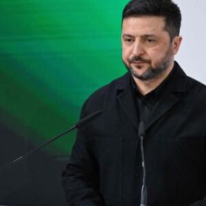 en-directo,-guerra-en-ucrania:-lors-de-son-discours-a-la-conference-de-munich,-volodymyr-zelensky-se-arrepintio-de-la-lenteur-des-decisions-politiques