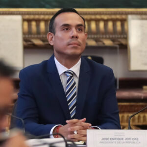 peru-nuevamente-sin-presidente:-congreso-destituye-al-interino-jose-jeri
