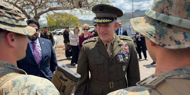 le-chef-du-commandement-militaire-americain-pour-laamerique-latine-a-visite-le-venezuela-et-rencontre-sa-presidente