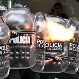 gobierno-de-milei-advierte-a-periodistas-sobre-riesgo-de-cubrir-protestas