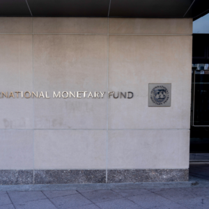 imf-calls-argentine-stabilization-impressive-but-warns-of-transition-costs