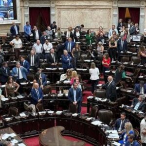 huelga-detiene-a-la-nacion-pero-no-logra-detener-la-reforma-laboral-de-milei-mientras-la-camara-baja-aprueba-el-proyecto-de-ley