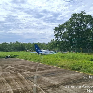 emergencia-en-aeropuerto-de-nuqui,-en-choco,-por-aeronave-que-se-habria-salido-de-la-pista-al-momento-del-despegue:-esto-se-sabe-sobre-los-pasajeros