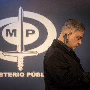 tarek-william-saab-renuncia-a-la-fiscalia-y-asume-como-defensor-del-pueblo-encargado