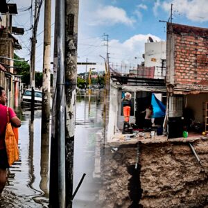lluvias-en-peru-hoy-en-vivo:-inundaciones-en-mancora-y-chiclayo-tras-inicio-de-el-nino-costero-2026