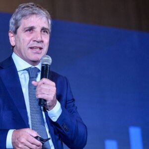 “correccion-de-precios-relativos”:-la-explicacion-de-luis-caputo-sobre-por-que-la-inflacion-no-desacelera