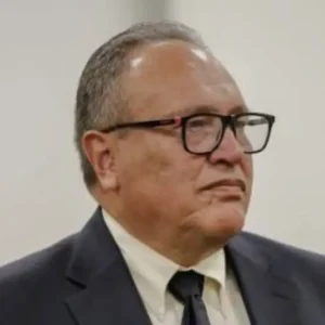 ministro-de-mineria:-en-areas-protegidas-se-deberia-permitir-trabajar-(a-mineros)