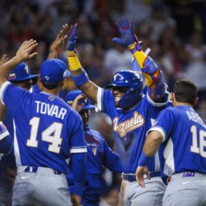 venezuela-derrota-a-italia-y-se-medira-con-estados-unidos-en-la-final-del-clasico-mundial-de-beisbol