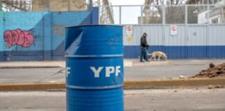 Argentina gana suspensión de descubrimiento en caso judicial de YPF en EE.UU. por valor de 16.000 millones de dólares argentina-gana-suspension-de-descubrimiento-en-caso-judicial-de-ypf-en-eeuu-por-valor-de-16.000-millones-de-dolares