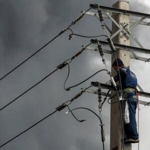 en-directo,-guerra-en-medio-oriente:-donald-trump-amenaza-de-destruir-las-centrales-electricas-iranies-en-caso-de-no-apertura-del-detroit-de-ormuz-en-los-dos-dias