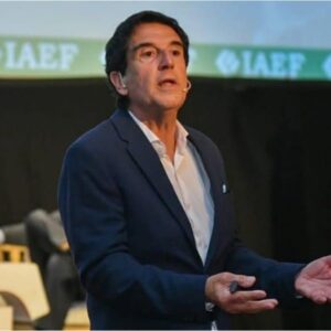 la-advertencia-de-carlos-melconian-sobre-las-reservas:-“se-te-va-por-la-alcantarilla”