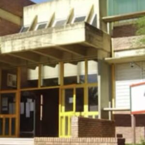 entro-armado-a-un-colegio-de-santa-fe-y-mato-a-un-companero