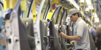 La actividad económica se contrajo 2,9% anual en febrero y registró la mayor baja en un año y medio la-actividad-economica-se-contrajo-2,9%-anual-en-febrero-y-registro-la-mayor-baja-en-un-ano-y-medio