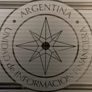 la-uif-refuerza-el-intercambio-de-datos-con-organismos-locales-y-del-exterior-para-combatir-delitos-financieros