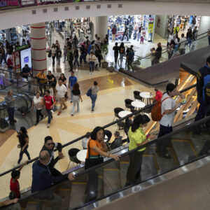 centros-comerciales-apagaran-escaleras-electricas-para-sumarse-al-ahorro-energetico