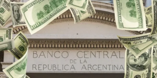 El BCRA aceleró compra de dólares en marzo, pero las reservas sufrieron su mayor caída mensual de la era de Javier Milei el-bcra-acelero-compra-de-dolares-en-marzo,-pero-las-reservas-sufrieron-su-mayor-caida-mensual-de-la-era-de-javier-milei