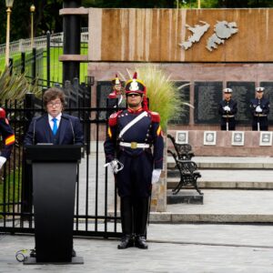 milei-vows-to-rebuild-armed-forces-in-veterans-day-speech