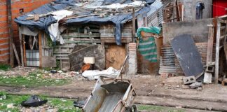 La UCA reconoció que la pobreza bajó pero advierte por un “un problema de realismo de esas mediciones” la-uca-reconocio-que-la-pobreza-bajo-pero-advierte-por-un-“un-problema-de-realismo-de-esas-mediciones”