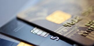 El consumo sumó 10 caídas consecutivas en febrero y crece el uso de tarjetas de crédito para pagar gastos básicos el-consumo-sumo-10-caidas-consecutivas-en-febrero-y-crece-el-uso-de-tarjetas-de-credito-para-pagar-gastos-basicos