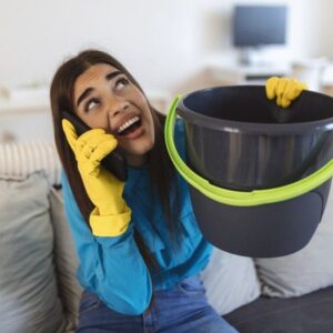 cuanto-sale-impermeabilizar-los-techos-de-tu-casa-para-no-sufrir-con-las-lluvias-de-otono:-precios,-opciones-y-principales-errores