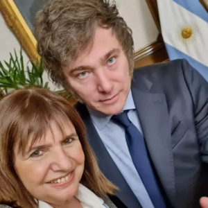 javier-mileis-image-falls-almost-seven-points-amid-scandals-and-discontent-over-economy