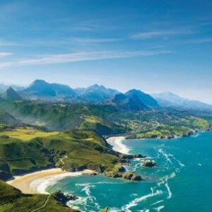 por-que-viajar-a-asturias:-el-paraiso-natural-de-espana-que-sorprende-a-los-argentinos