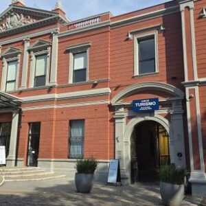 en-recoleta-la-ciudad-de-buenos-aires-inauguro-un-hub-de-turismo