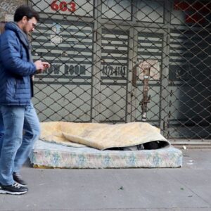 la-pobreza-de-caba-bajo-al-21,1%-y-afecto-a-652.000-personas-en-el-cierre-de-2025
