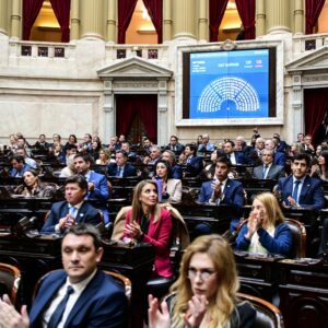 lower-house-approves-mileis-reform-on-glaciers-protection-law