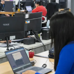 sueldos-de-empleados-publicos:-de-cuanto-es-la-suba-de-salarios-y-cuando-se-paga-la-suma-fija-de-$40.000