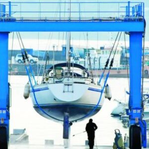 se-fue-el-verano,-quedan-el-rio-y-los-trabajos-de-mantenimiento-en-las-embarcaciones