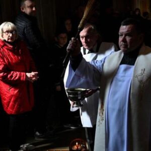 en-directo,-guerra-en-ucrania:-larmee-ucraniana-afirma-que-las-fuerzas-rusas-ont-deja-viole-a-469reprises-la-treve-pascale-propuesta-por-el-kremlin