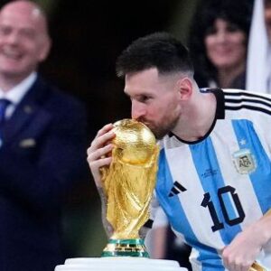 fundamental:-cuanto-sale-a-asistencia-al-viajero-para-los-que-van-al-mundial?