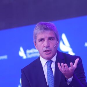luis-caputo-en-washington:-“no-es-nueva-deuda,-es-para-refinanciar-los-vencimientos-de-capital”