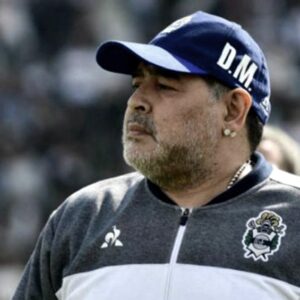 maradona-death-trial:-doctor-testifies-they-did-cpr-on-a-corpse