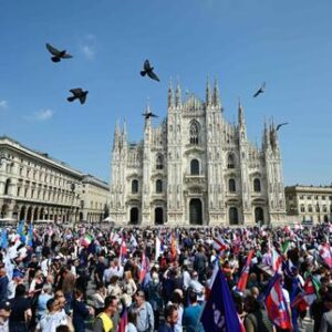 reunion-de-lextreme-droite-europeenne-en-milan