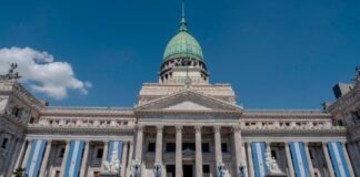 Argentina en conversaciones para un préstamo de 2.000 millones de dólares respaldado por el Banco Mundial argentina-en-conversaciones-para-un-prestamo-de-2.000-millones-de-dolares-respaldado-por-el-banco-mundial