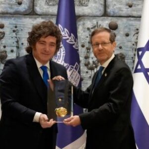 milei-recibe-de-manos-del-presidente-el-maximo-honor-civil-de-israel