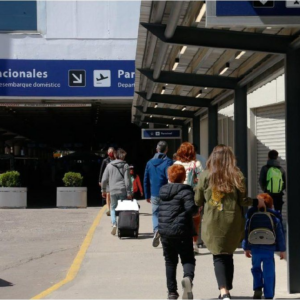 ate-realizara-un-paro-nacional-por-reclamo-salarial-y-no-descarta-bloquear-los-accesos-a-aeropuertos