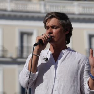 carlos-baute-ofrece-disculpas-por-sus-canticos-en-el-acto-de-maria-corina-machado-en-madrid