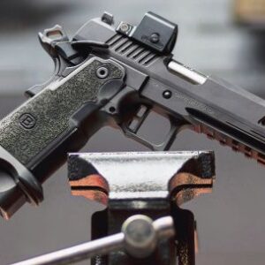 la-colt-1911-hizo-escuela,-la-bersa-2011-reescribio-el-manual